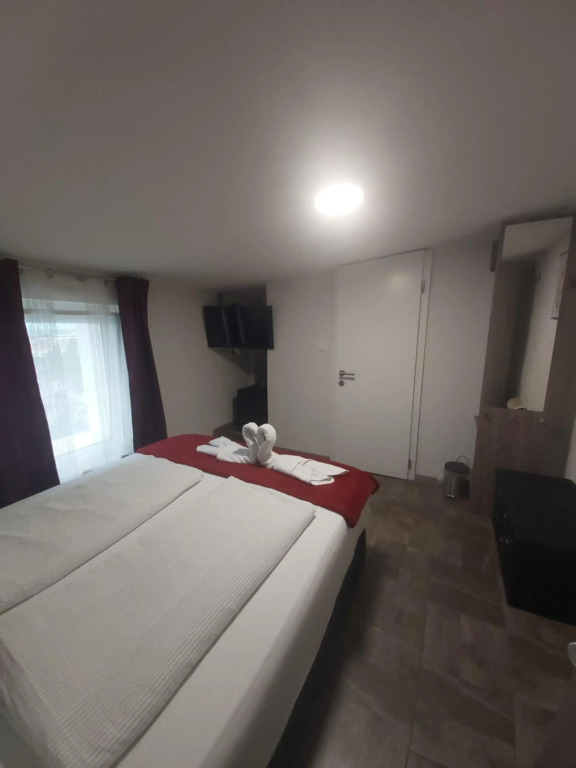 Panda Rooms