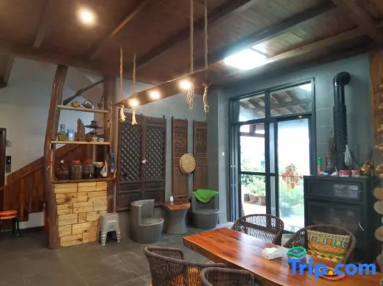 Wanfeng Lin Sandu Guesthouse