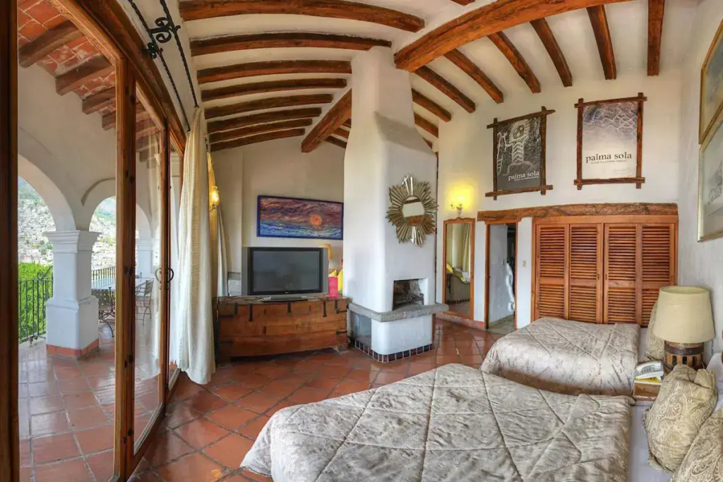 Posada de la Mision, Hotel Museo y Jardin