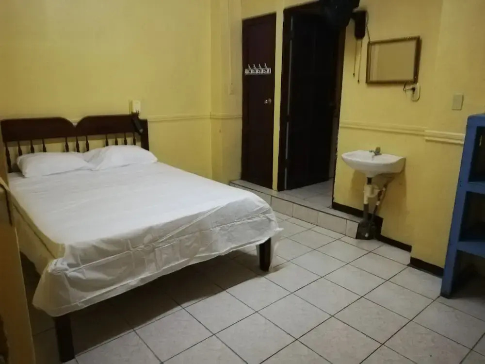 Allan28Hotel