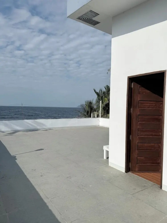 Bateria Seaside Lodge