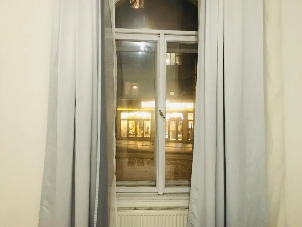 aparthotel in square Praha 2