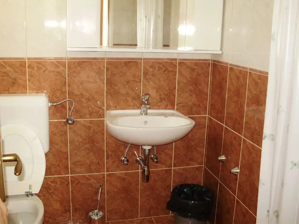 Cosmic Gate Apartments - Adults Only