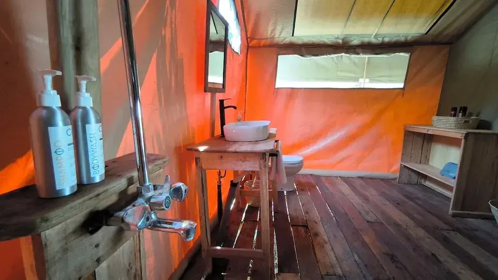 Julias River Camp