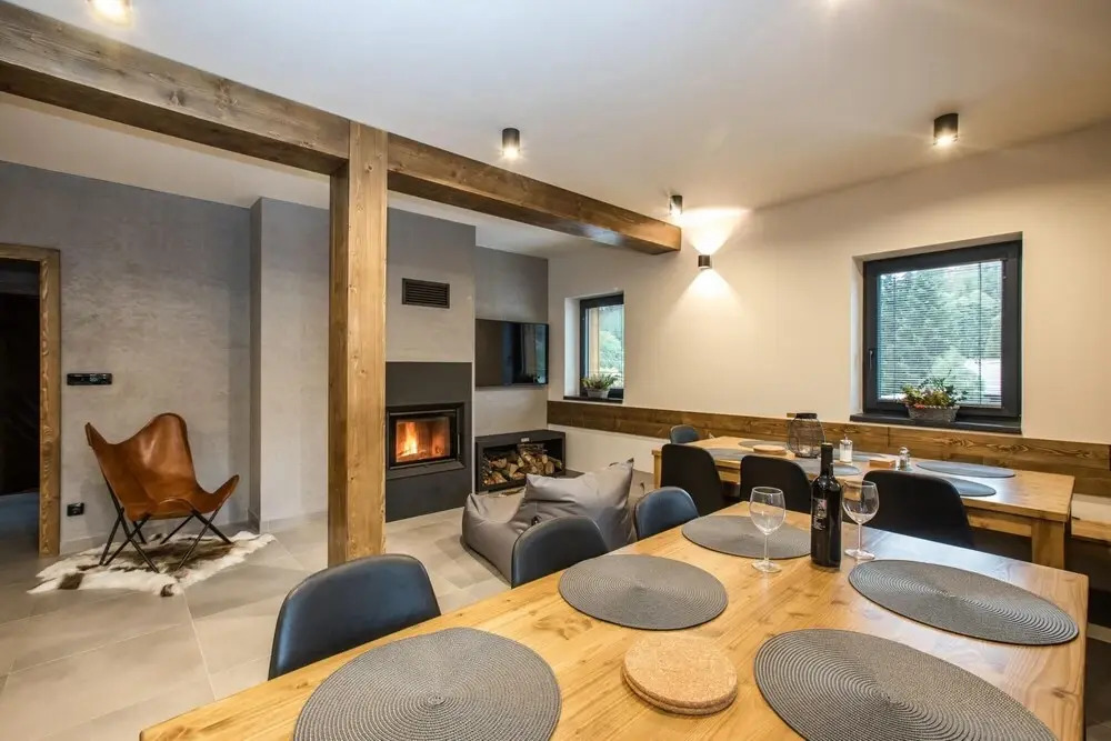 Mountain Chalet Lbh027