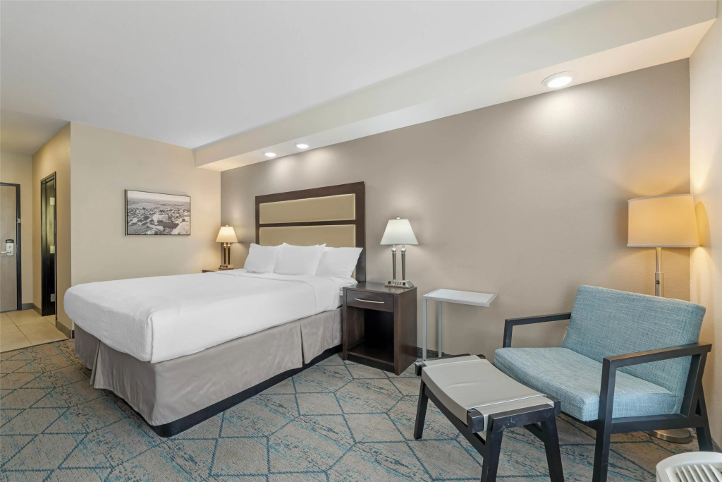 Best Western Plus McPherson
