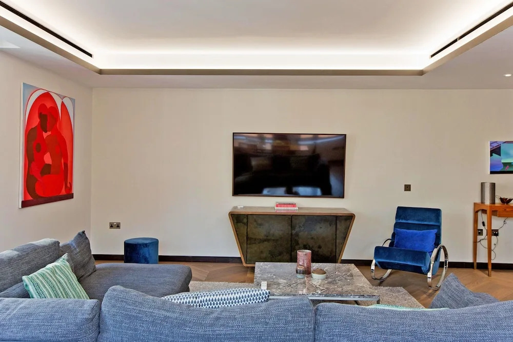 2-bed Superior Apt 312