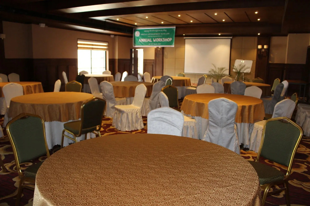 Ariya Hotel