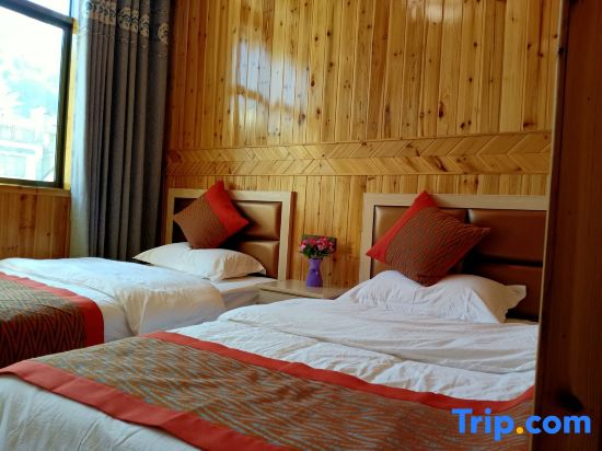Huangling shiguangtingyuanyihaoyuanHostel