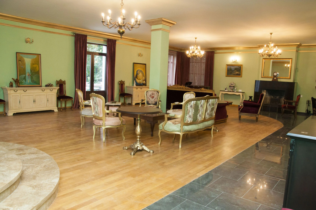 Chateau Gabriel