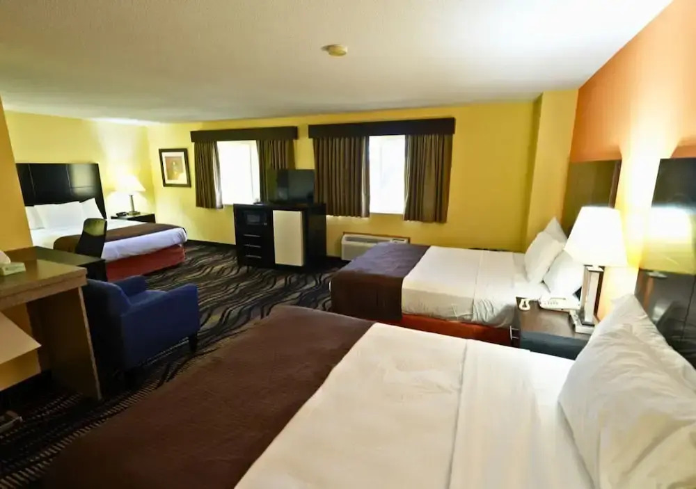 Rock Island Inn & Suites Streator , IL