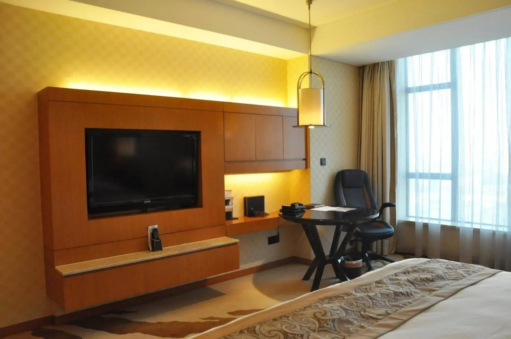 Happiness Hotel