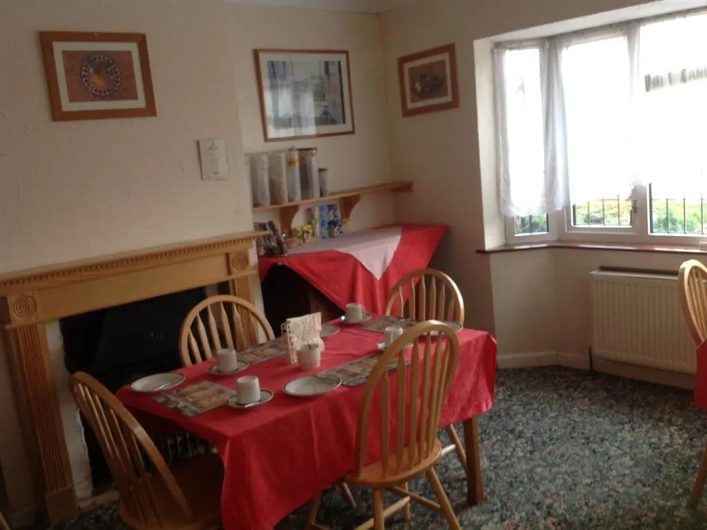 Carlton Lodge