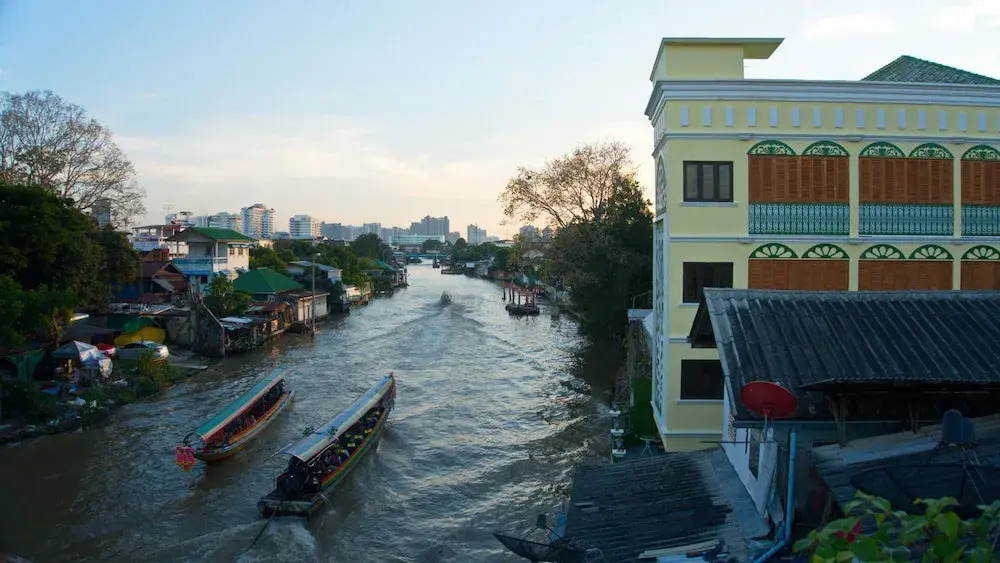 Bangluang Boutique Hotel nearby Wat Arun