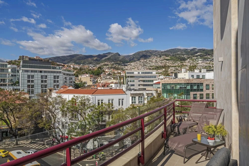 In the Heart of Funchal - The Mountain Apartment