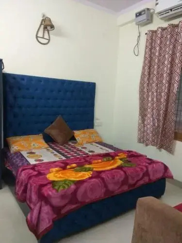 Bonfire Hostels Rishikesh