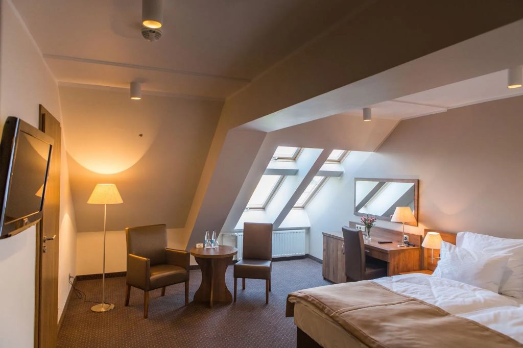 Hotel Gem