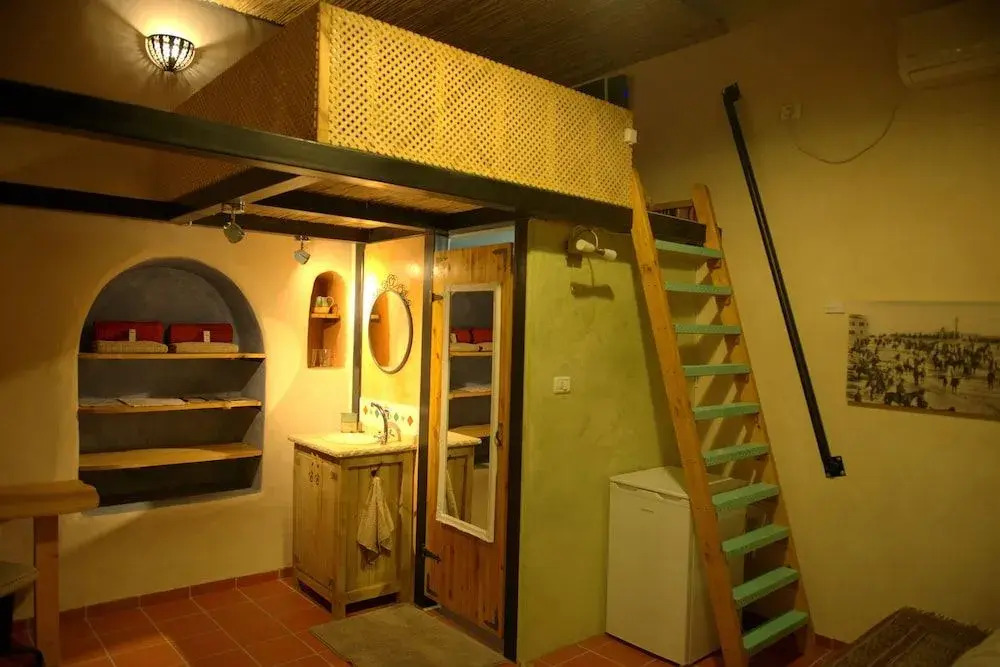 The Well Guesthouses - Home in the Old City