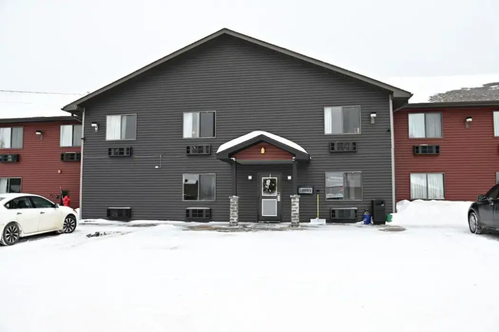 Hibbing Inn and Suites