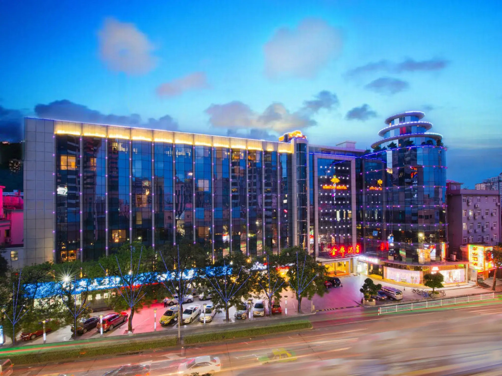Kingdo Hotel