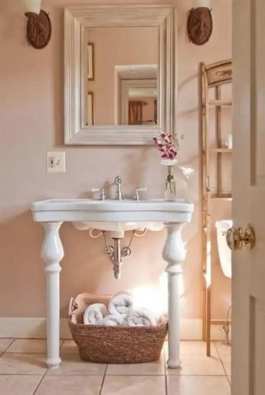Wayside Inn Bed and Breakfast