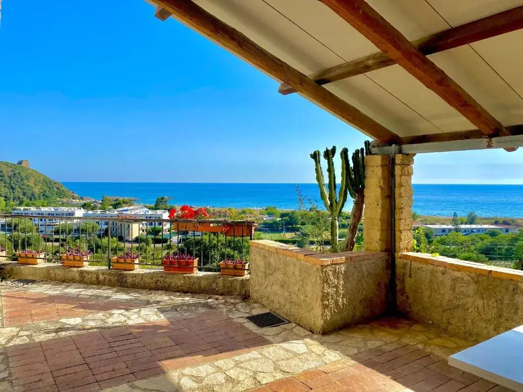 Villa Lo Scoglio
