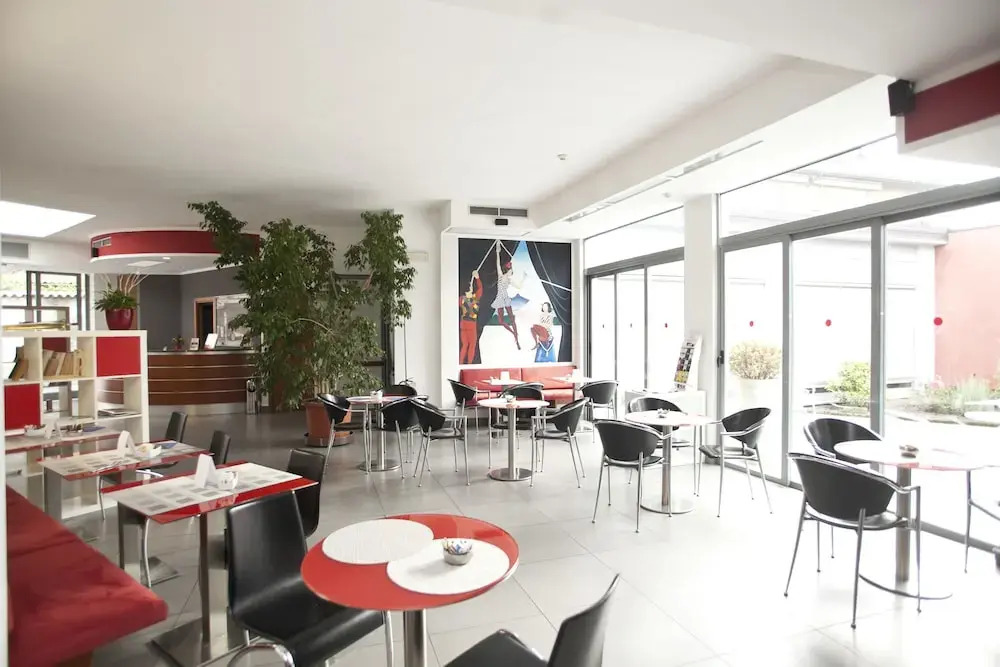 Hotel Domus Expo