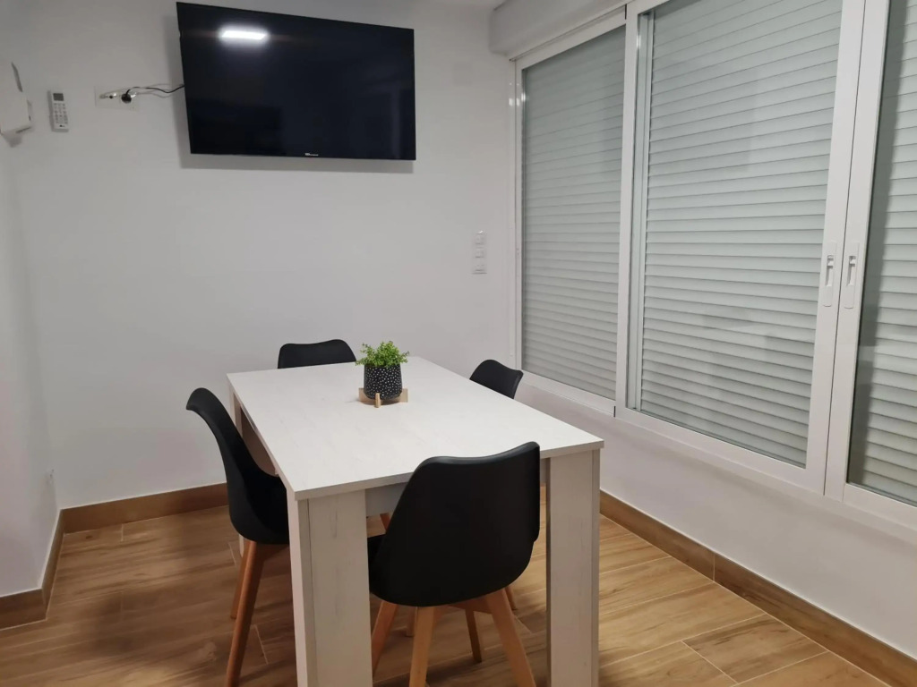 Hany apartment Ducado 11-C