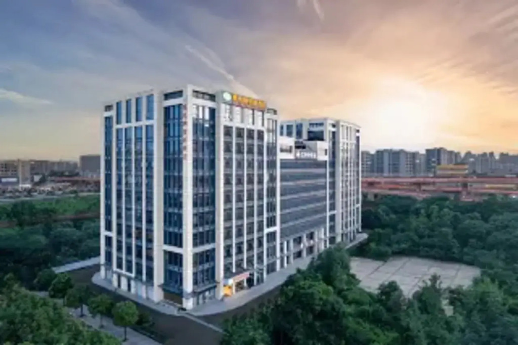 Vienna Classic Hotel (Hangzhou Banshan Shiqiao)