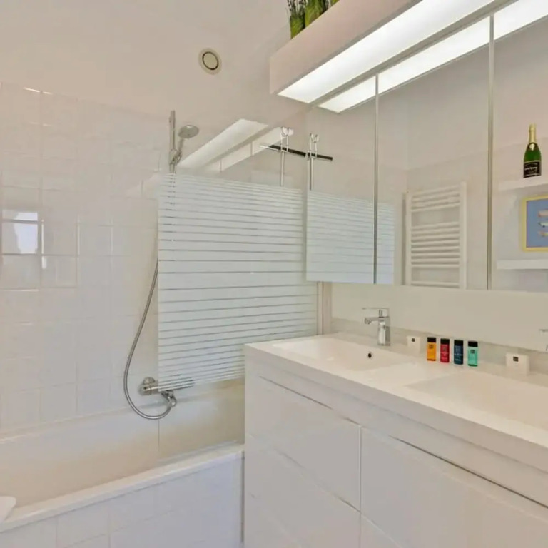 Comfortable Appartement With sea View 2 Terraces
