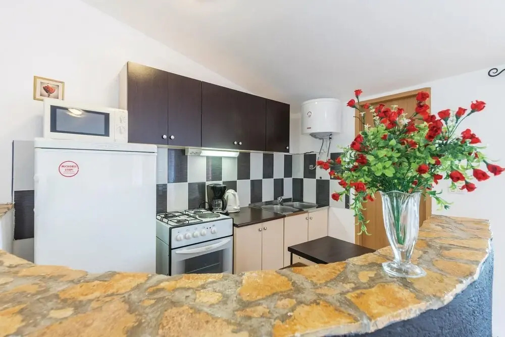 Stunning Home in Vodnjan With Wifi and 2 Bedrooms