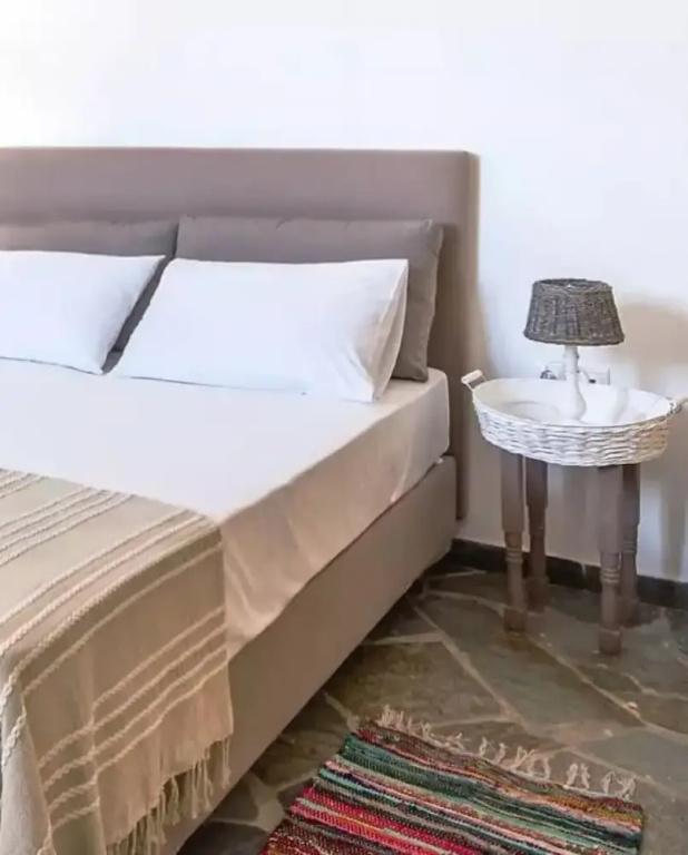 Horizon Villa For 11 In Kythnos