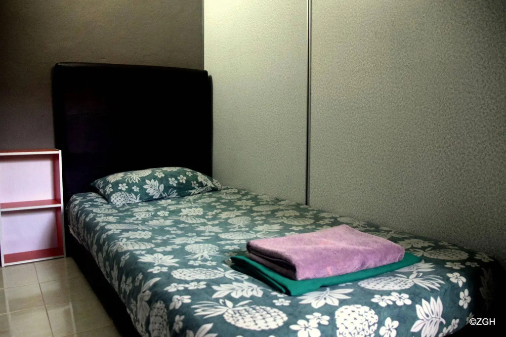 Zackry Guest House