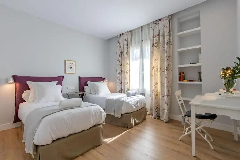 Plaza de España Deluxe Suites