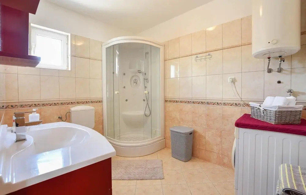 Awesome Home In Solin