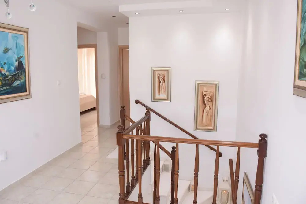 Keratea Luxury Villa -Athens Airport