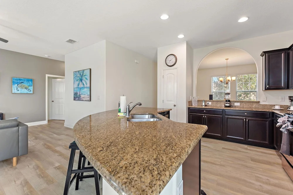 The Haven at Solterra Resort by Shine Villas 523