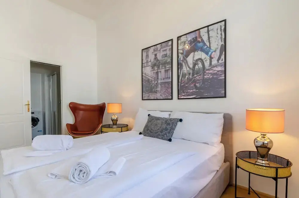 Charming Historical Apartments Near City Centre