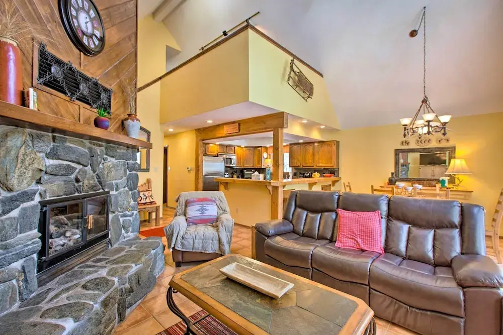 Serene Angel Fire Cabin w/ Community Pools!