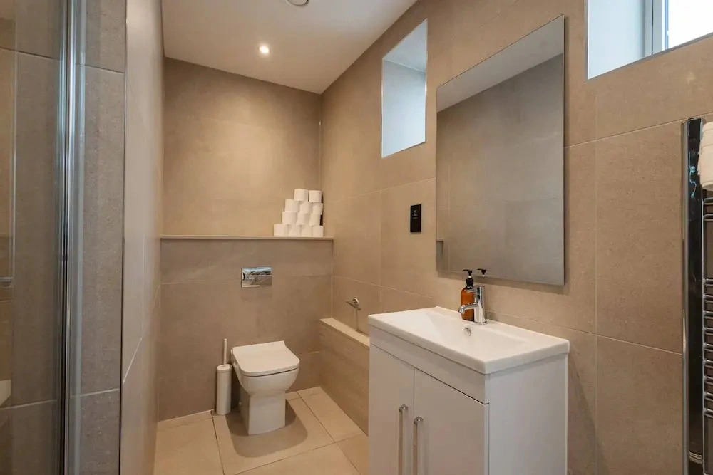 Central Leeds 1-bed Apartment Near Train Station