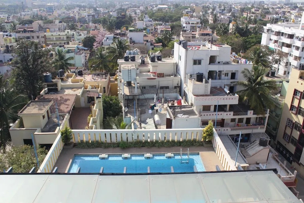 White Canvas Hotel