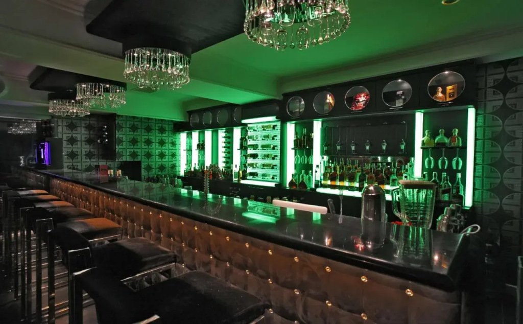 Le Monet Hotel
