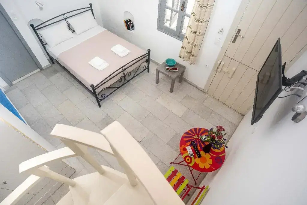 Depis place & apartments naxos