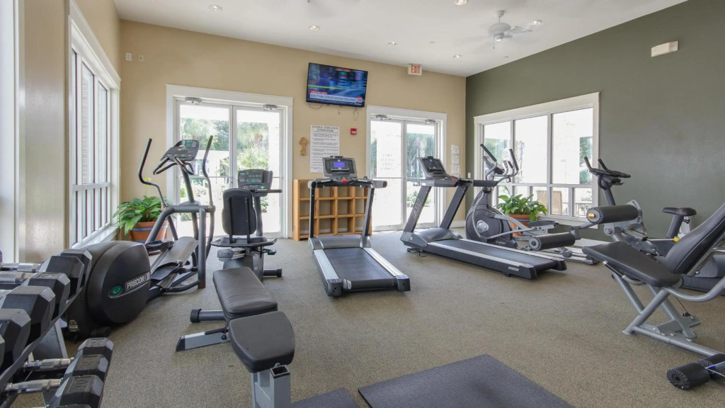 Market Street Inn 339 flr3 Studio 1BA 4