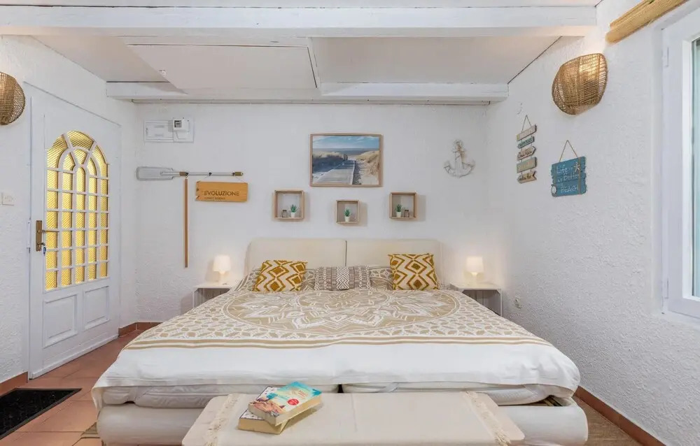 Stunning Home In Sisan