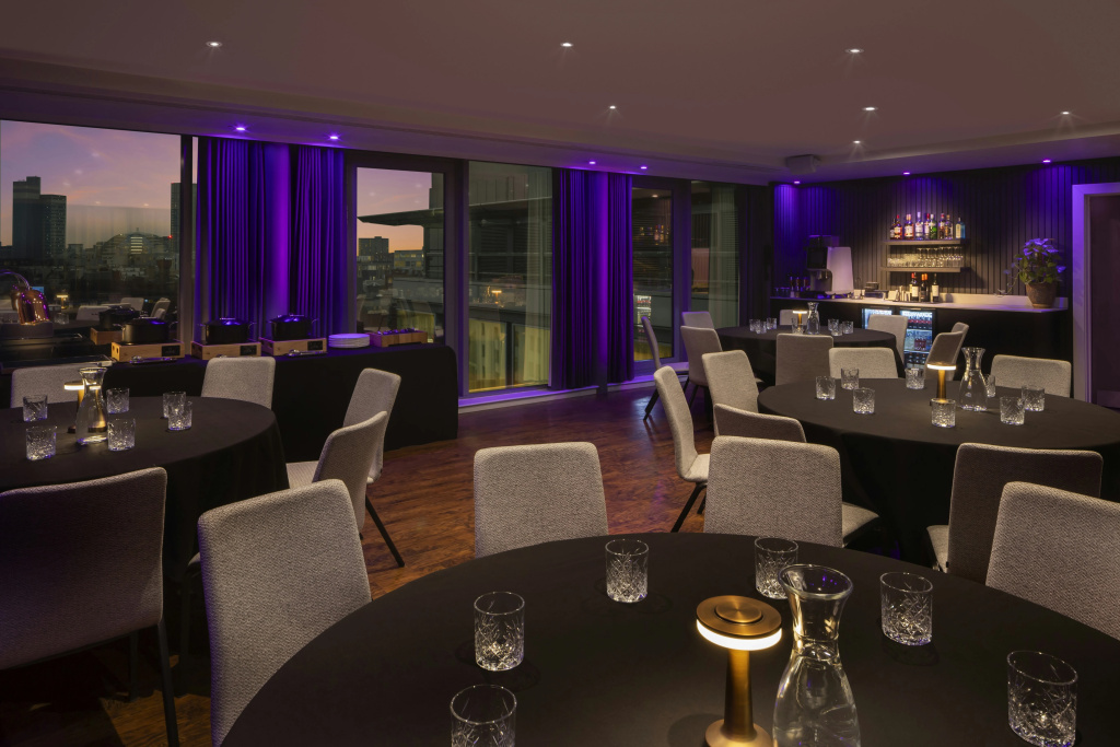 DoubleTree by Hilton Manchester Piccadilly