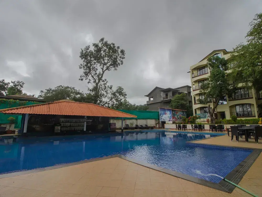 OYO 16780 Home 2BHK with Pool Assagaon