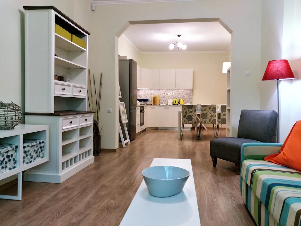 Baratero Red House Apartment