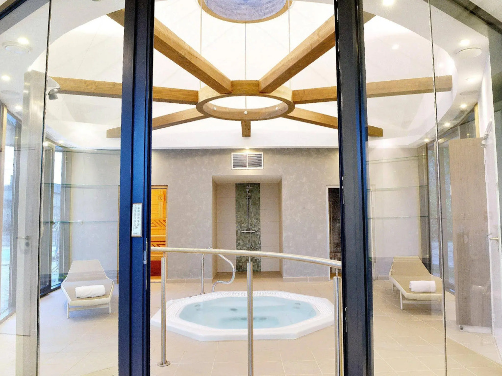 Logis Le Parc Hotel & Spa