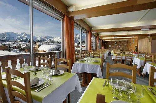 Hôtel Eliova Le Chaix